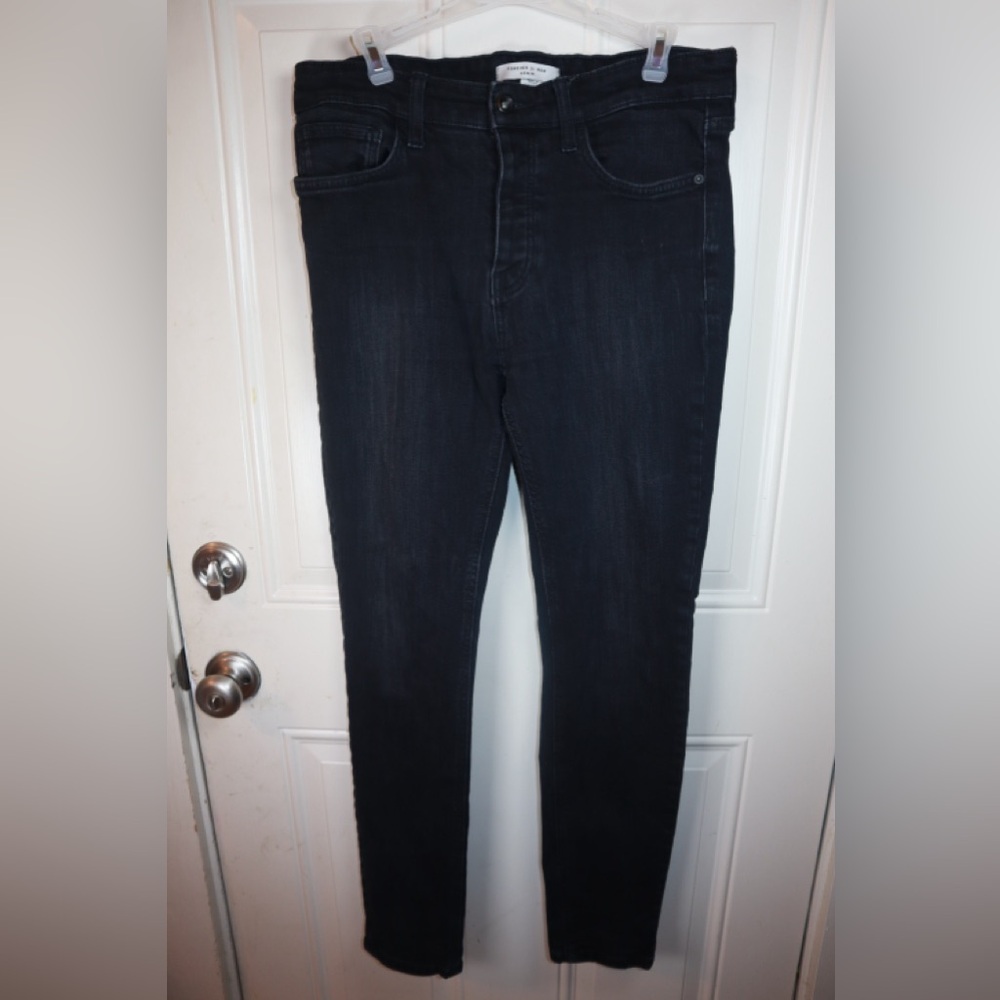 Forever 21 Men’s Skinny Jeans SIZE 33
